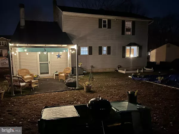 Blackwood, NJ 08012,76 WILLOW CEDAR WAY