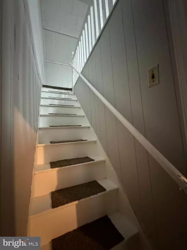 Trenton, NJ 08618,107 WAYNE AVE