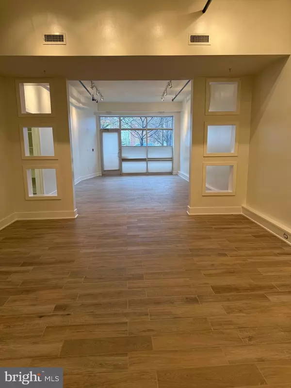 4334 FARRAGUT ST #H, Hyattsville, MD 20781