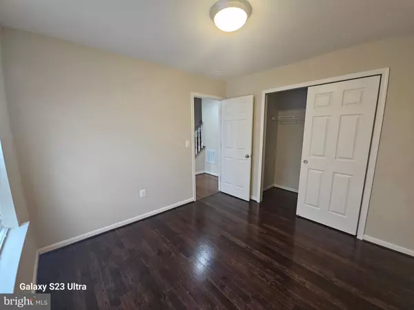 Chantilly, VA 20152,25634 PLEASANT VALLEY RD