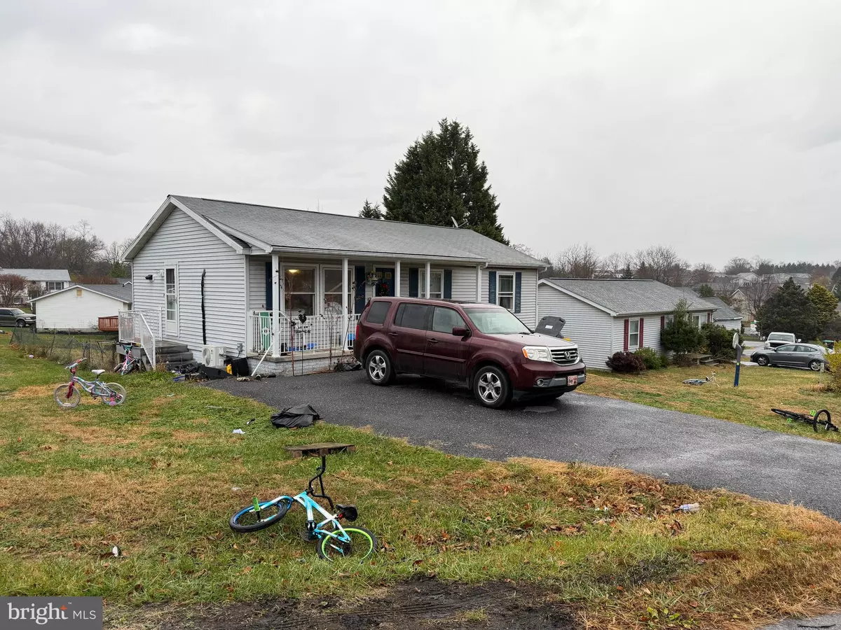 Martinsburg, WV 25404,32 YARROW CIR