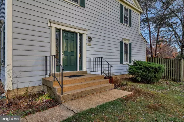 Springfield, VA 22153,7865 PARTHIAN CT