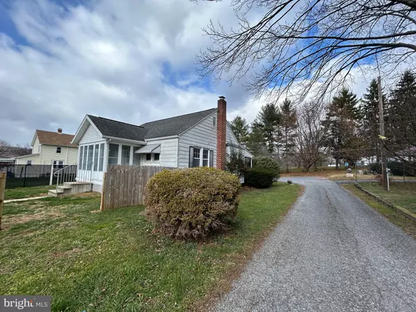 Mcconnellsburg, PA 17233,711 E MARKET ST