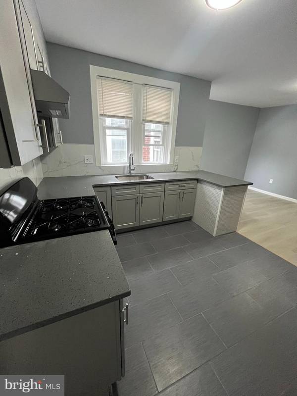 5917 SPRUCE ST #2, Philadelphia, PA 19139