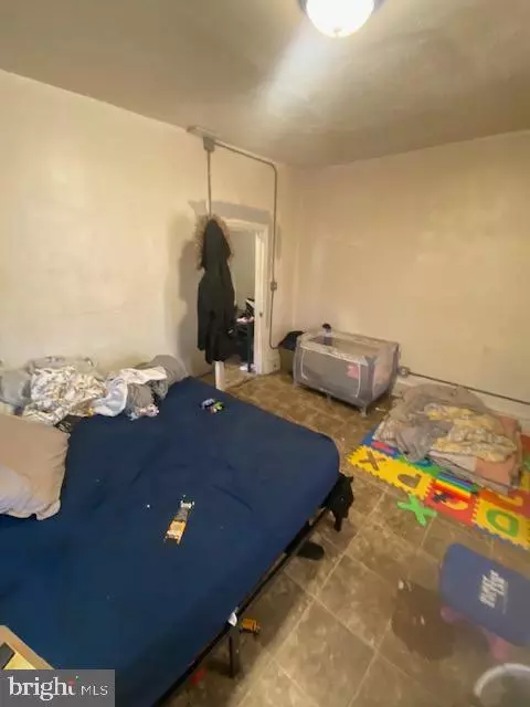 Philadelphia, PA 19120,510 W TABOR RD