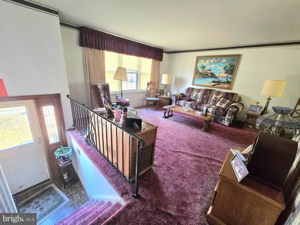 Berlin, NJ 08009,23 DUNHAM LOOP