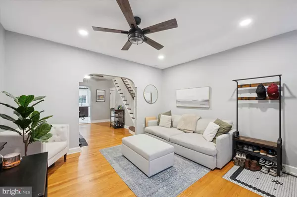 Philadelphia, PA 19145,2332 S BOUVIER ST