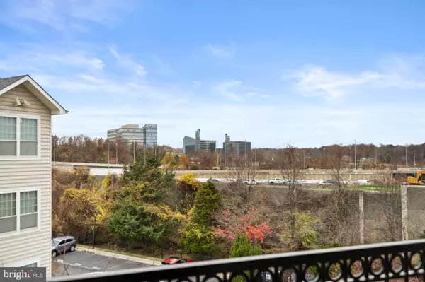 1570 SPRING GATE DR #7406, Mclean, VA 22102