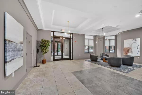 Arlington, VA 22201,2220 FAIRFAX DR #707