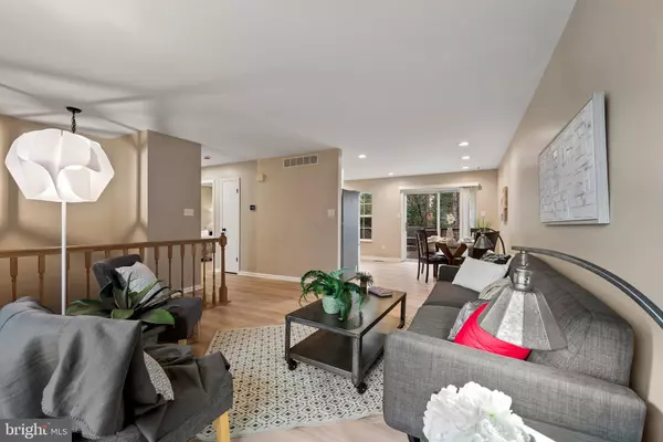 Severna Park, MD 21146,939 KINHART CT