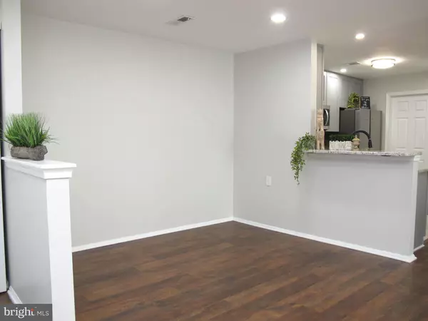 Mount Laurel, NJ 08054,3 VILLAGE CT