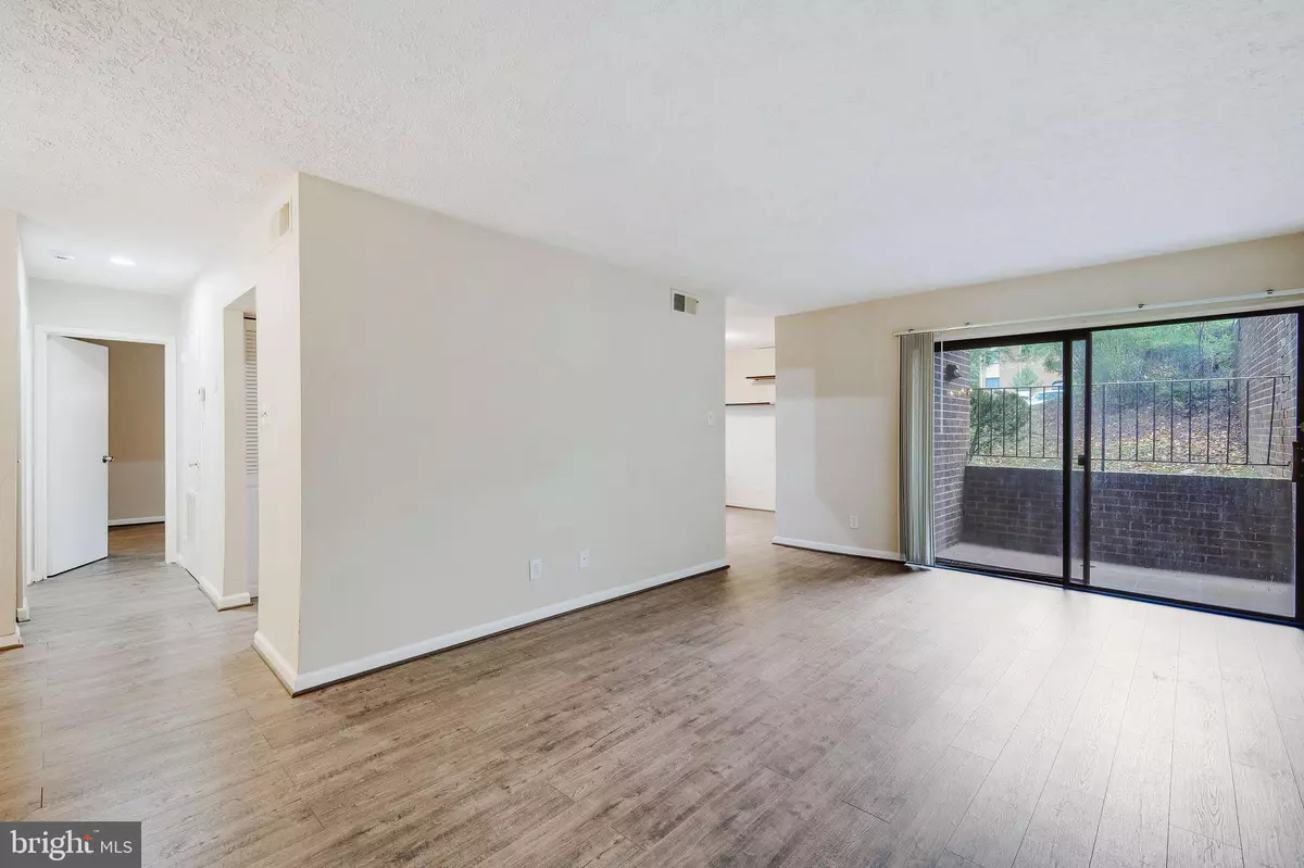 Beltsville, MD 20705,11240 CHERRY HILL RD #18