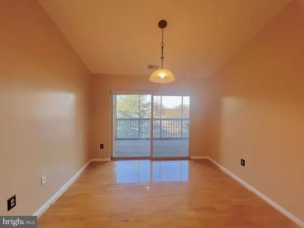 Glen Burnie, MD 21060,6502 HOME WATER CT #303