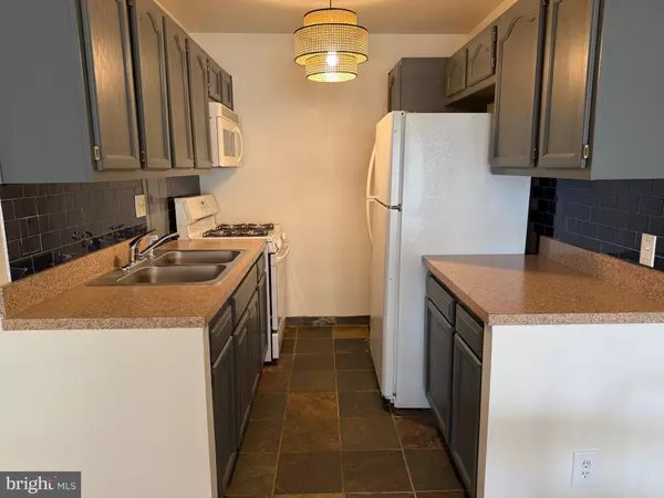 Washington, DC 20037,730 24TH ST NW