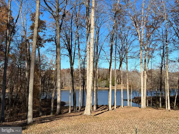 Spotsylvania, VA 22553,10416 NI RIVER DR