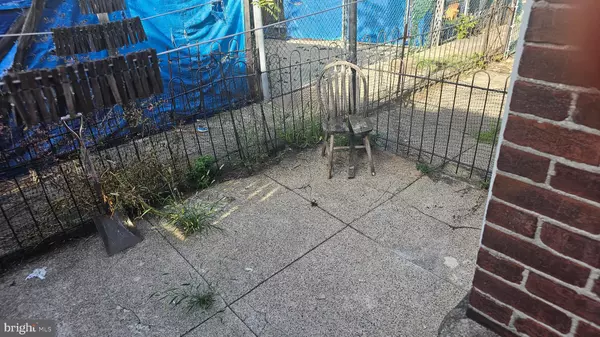 Philadelphia, PA 19124,1320 ARROTT STREET BURTON ST #ST