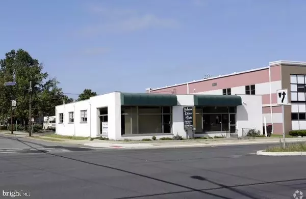 1911 BRUNSWICK AVE, Trenton, NJ 08648