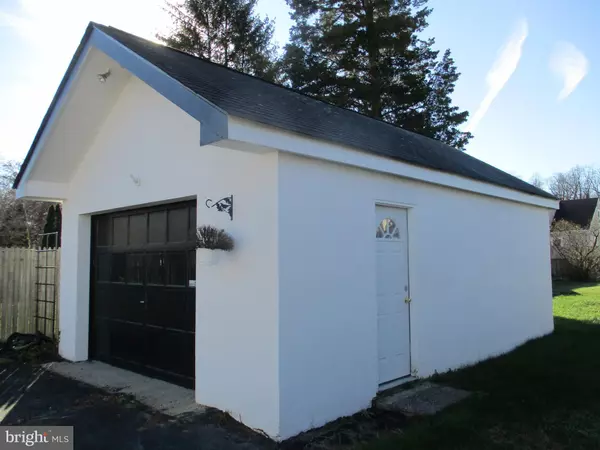 Hamilton, NJ 08619,121 HOOVER AVE