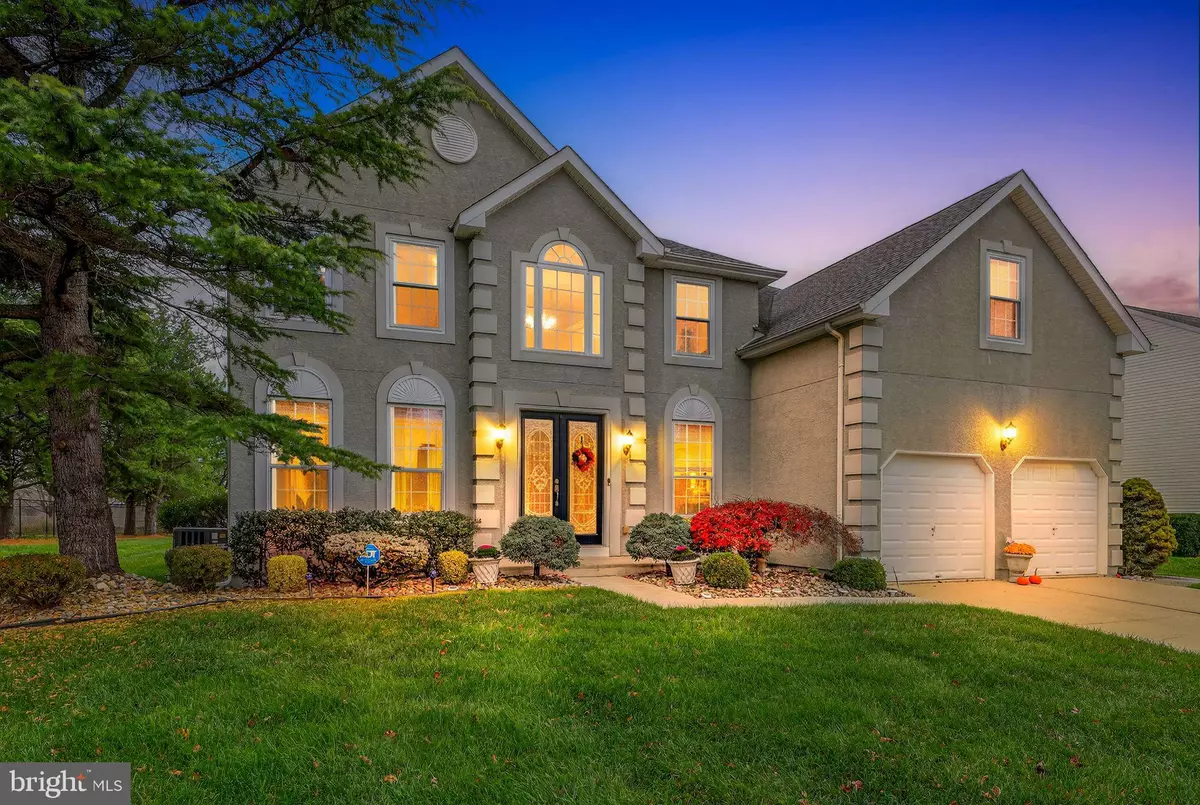 Sicklerville, NJ 08081,4 REDBUD DR