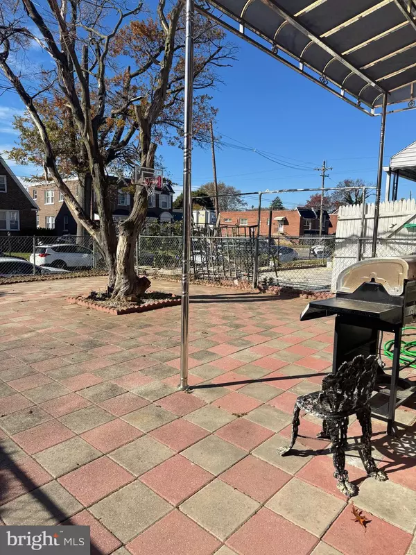 Philadelphia, PA 19111,1407 FRIENDSHIP ST