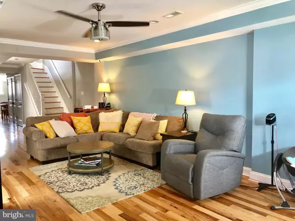 Baltimore, MD 21211,3533 FALLS RD