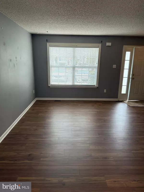 Warrington, PA 18976,3002 CREEKSIDE CT #40