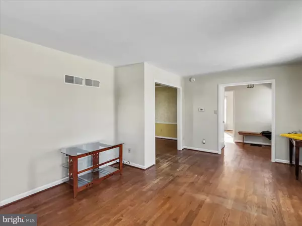 Chambersburg, PA 17201,902 CYPRESS ST