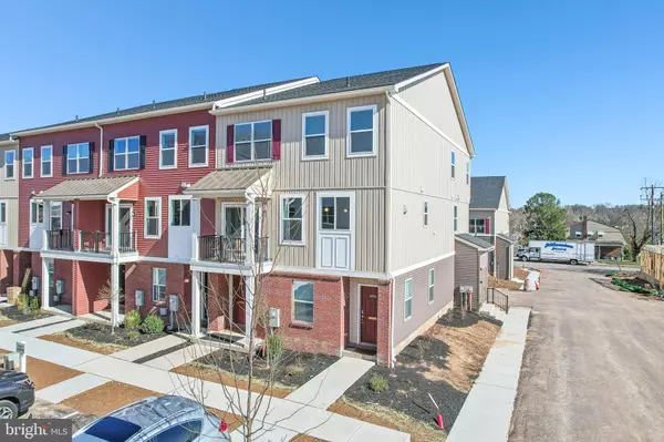 Norristown, PA 19401,1883 ARBOR PLACE DR #28E