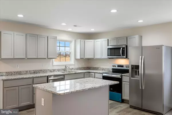 Luray, VA 22835,182 RESERVOIR AVE