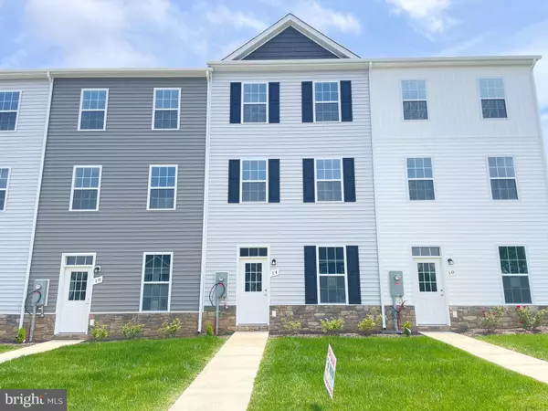 14 SNOWDROP CT, Kearneysville, WV 25430