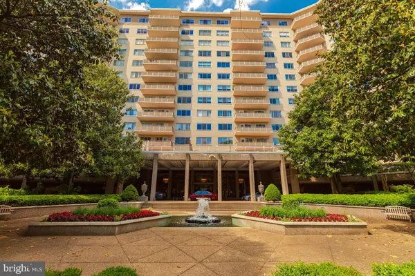 Washington, DC 20007,2801 NEW MEXICO AVE NW #204