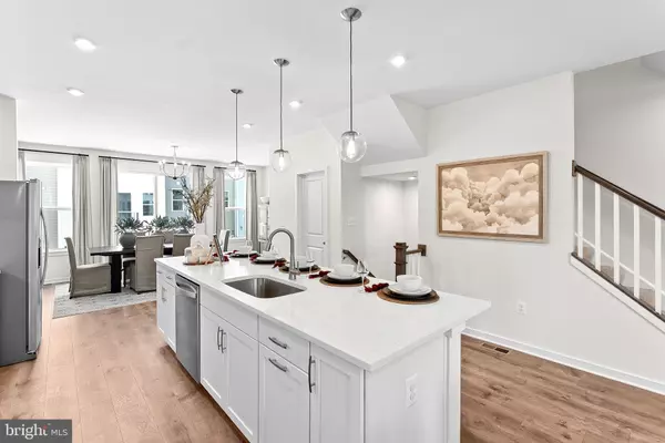 Dumfries, VA 22026,16992 ALICIA AVE