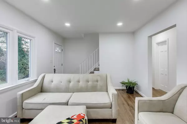 Kensington, MD 20895,11209 MIDVALE RD