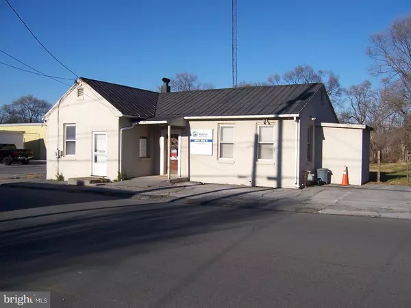 630 W RACE ST, Martinsburg, WV 25401