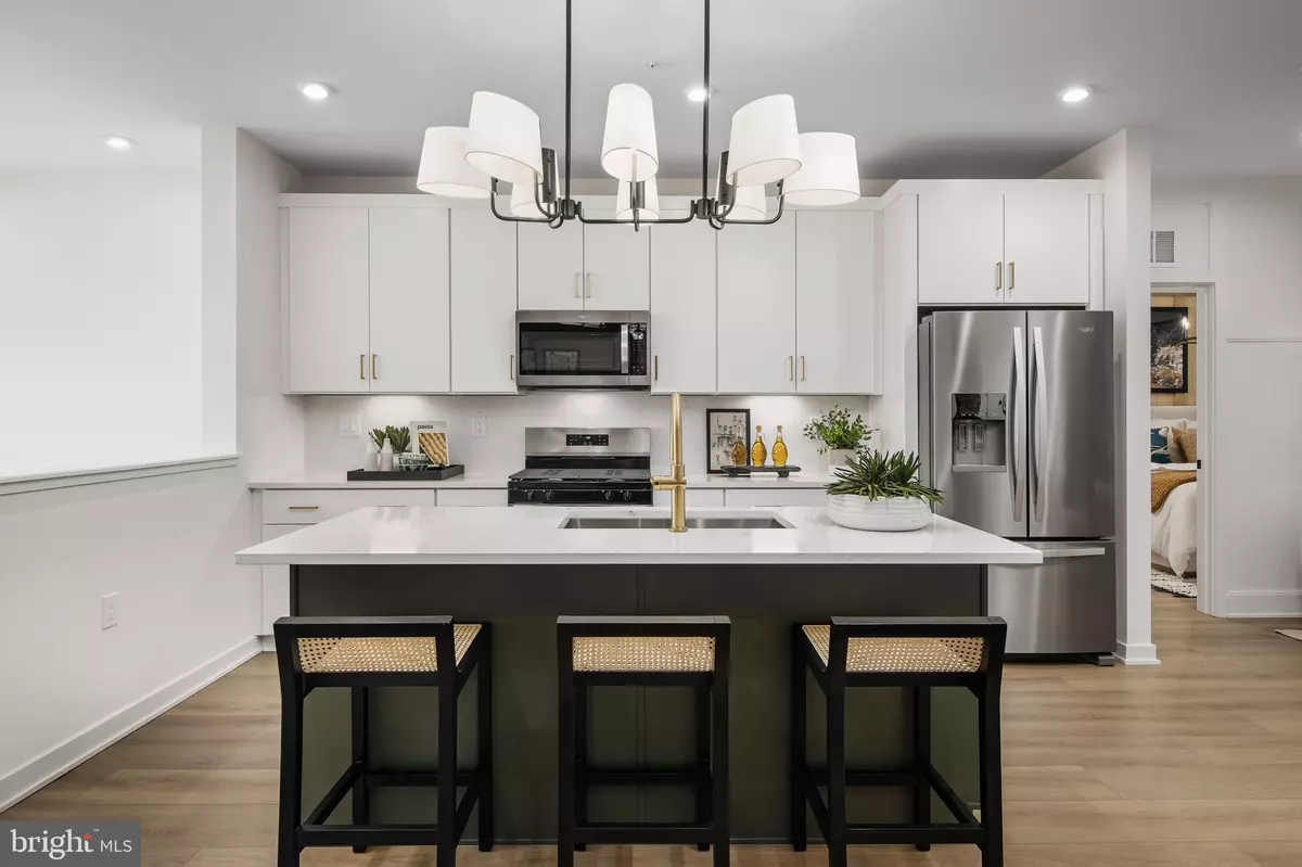 Chantilly, VA 20151,4753 SULLY POINT LN