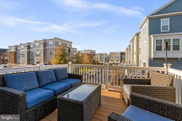 Gaithersburg, MD 20878,119 DECOVERLY DR