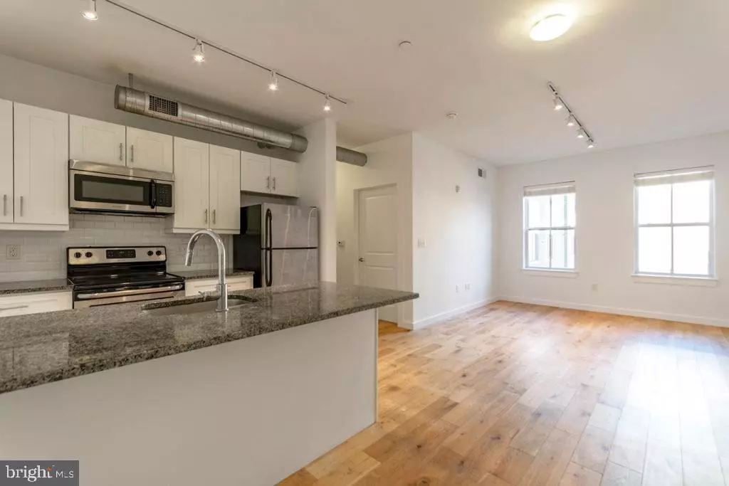 Philadelphia, PA 19106,224 CHURCH ST #406