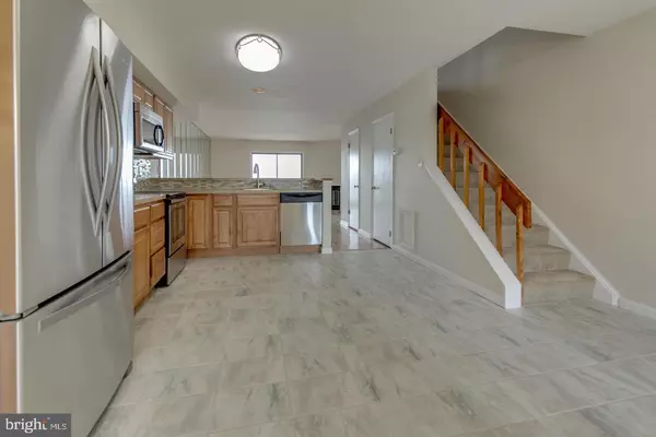 Chester, MD 21619,11-B QUEEN ELIZABETH CT #B