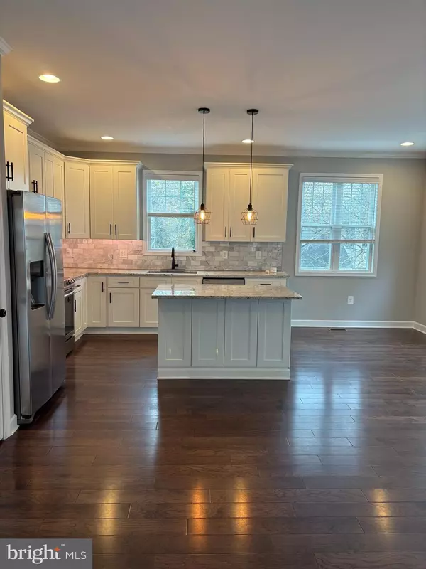 Alexandria, VA 22312,6445 FIRST ST