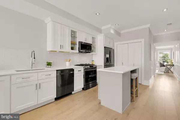 Washington, DC 20001,1735 1ST ST NW #2