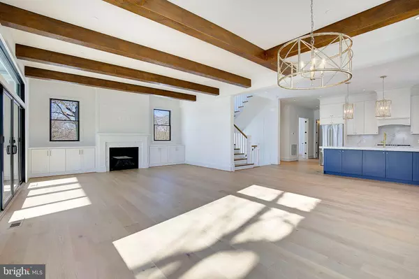 Annapolis, MD 21403,45A E LAKE DR