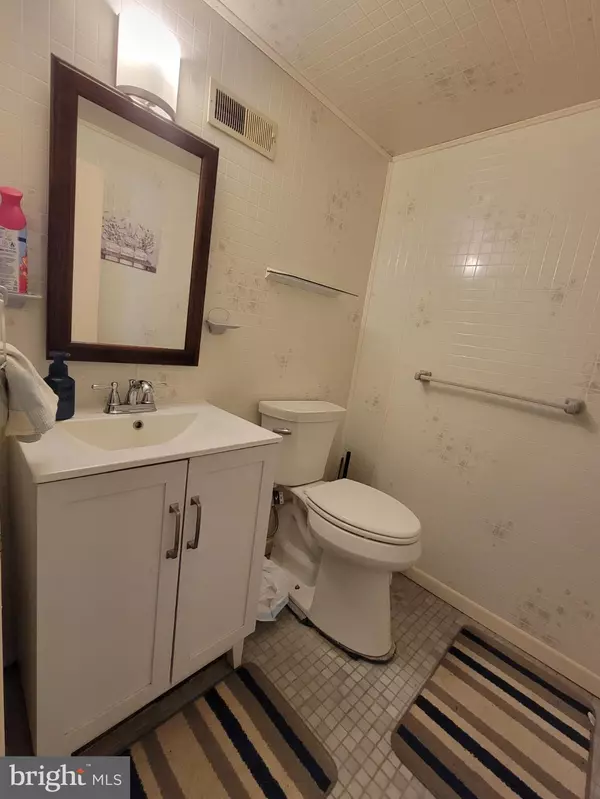 Dover, DE 19901,936 BUCK DR