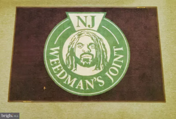 318 E STATE ST, Trenton, NJ 08608