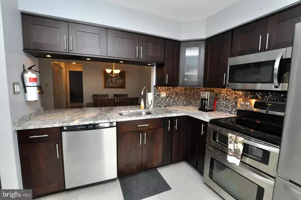 Mount Laurel, NJ 08054,4204-B ADELAIDE DR