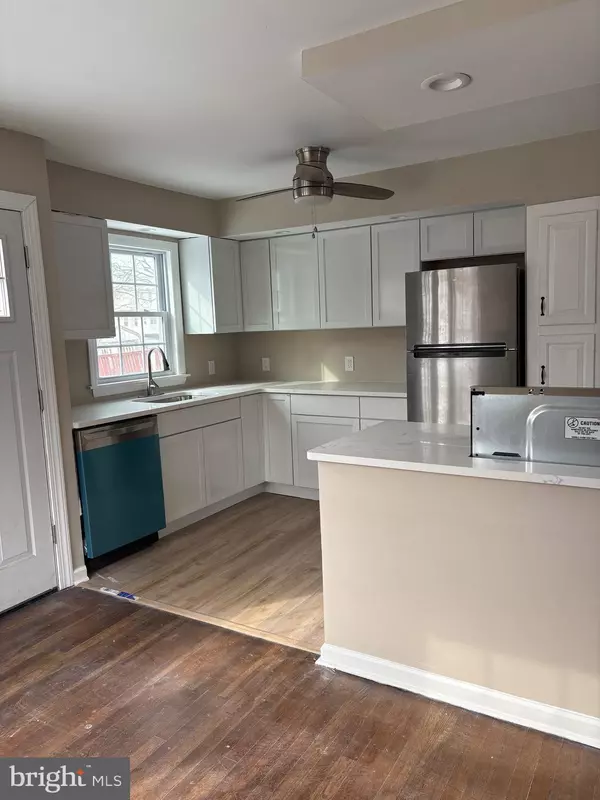 Newark, DE 19713,8 LYNCH FARM DR