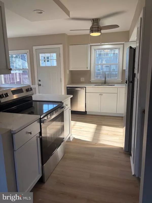 Newark, DE 19713,8 LYNCH FARM DR