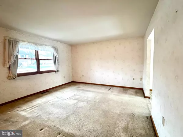 Wernersville, PA 19565,551 CHRISTOPHER DR