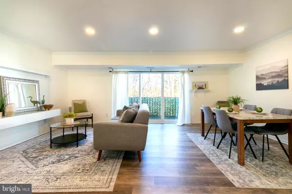 Olney, MD 20832,17411 PIPERS WAY #7