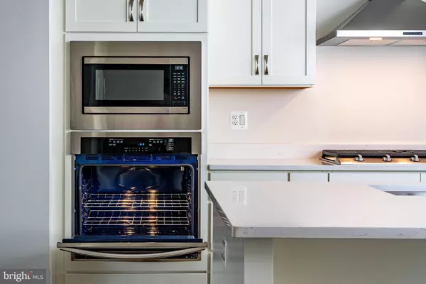 Ashburn, VA 20148,23630 WINTERDAY DR