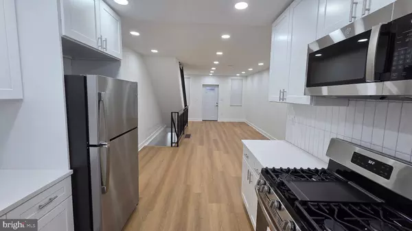 Philadelphia, PA 19120,560 E CARVER ST